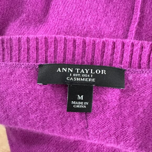 Ann Taylor Cashmere Sweater Medium‎ Purple Solid FS-1362 - Picture 9 of 10